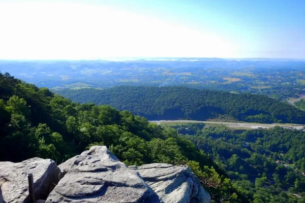 Tri-State Peak marker at Cumberland Gap