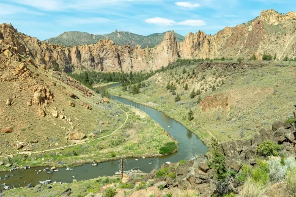 Crooked River Trail