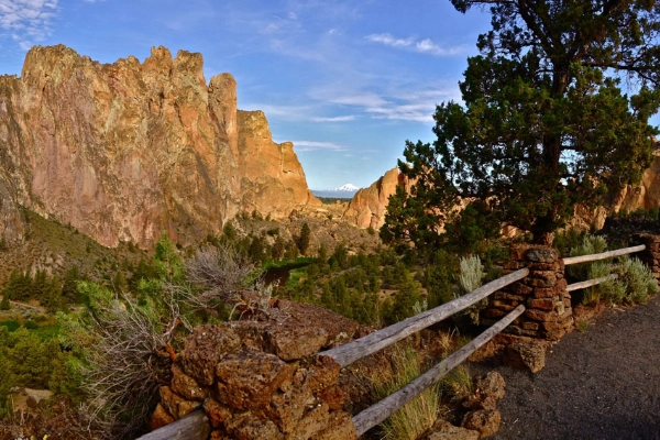 Rim Rock Trail
