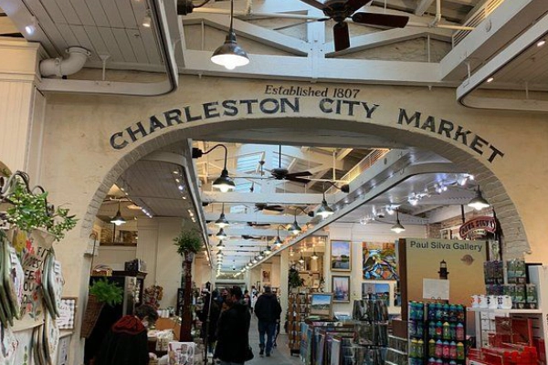 Gullah women weaving sweetgrass baskets at the Charleston City Market