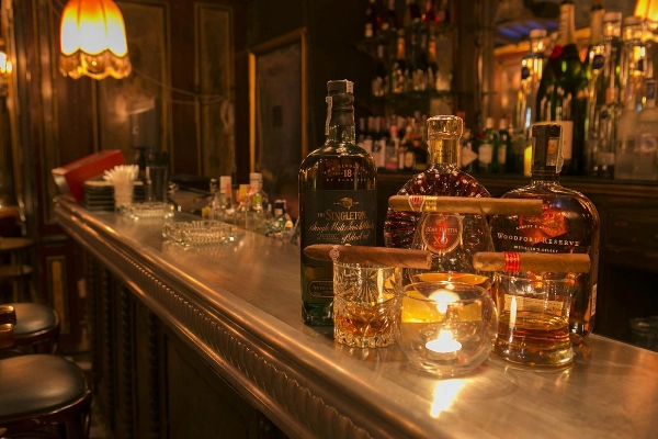 Craft cocktails at The Vault Speakeasy