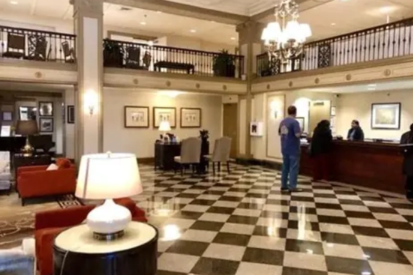 The historic, elegant lobby of the Westin Poinsett