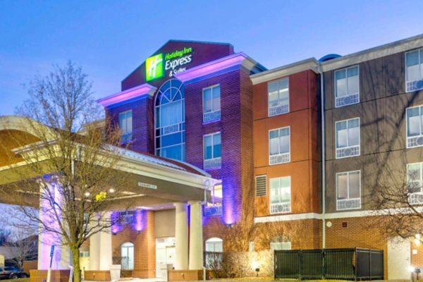 A simple, clean room at a Holiday Inn Express