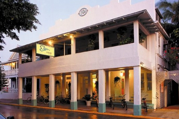 The retro, tropical pool area at Eden House