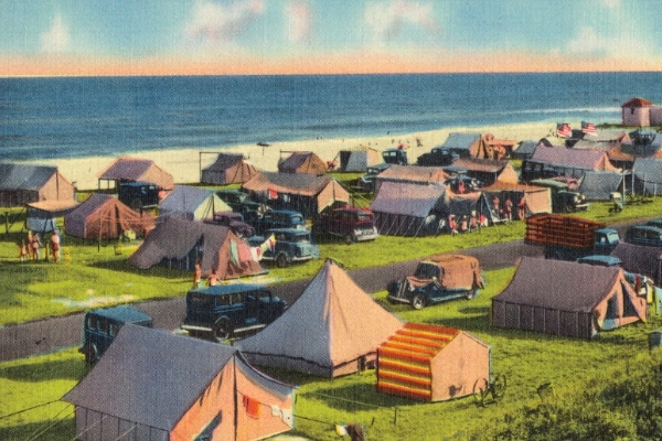A campsite on the beach at Hither Hills State Park