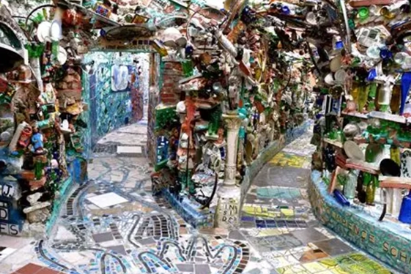 The colorful mosaic art of Philadelphia's Magic Gardens