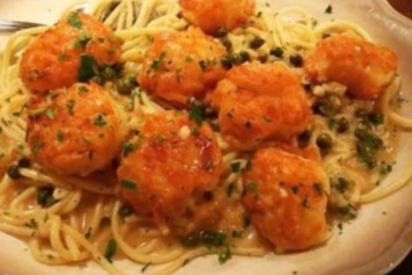 A plate of Italian meatballs from Original Joe’s