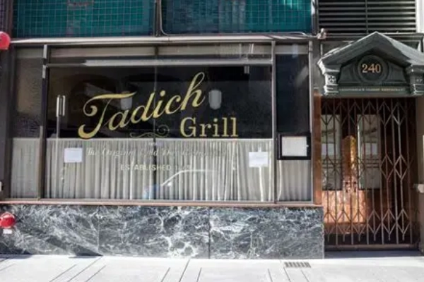 A bowl of cioppino at Tadich Grill