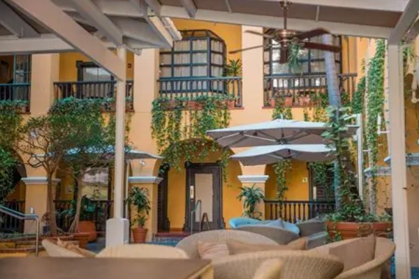 The historic, elegant courtyard of Hotel El Convento