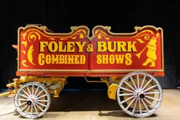 Quirky 1800s stagecoaches at the Carriage and Western Art Museum