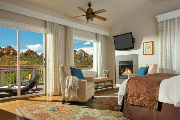 A luxurious, rustic room at L’Auberge de Sedona