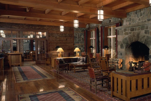 A plate of elk medallions at the Crater Lake Lodge Dining Room