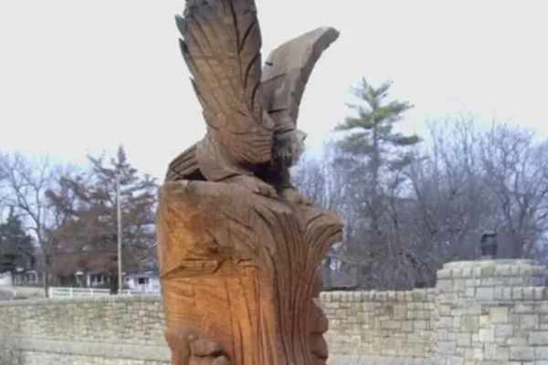 A Shawnee-inspired carving on the Towpath Trail