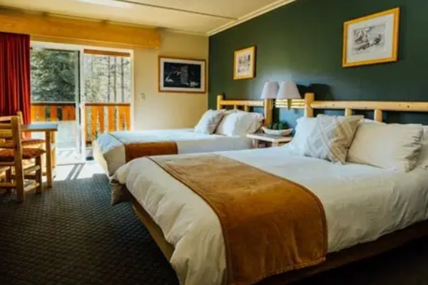 An upscale, modern cabin at the Seward Windsong Lodge