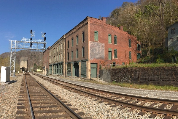 The eerily quiet, historic buildings of Thurmond Ghost Town